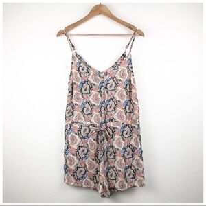 Bishop +‎ Young Paisley Printed Romper Size Small